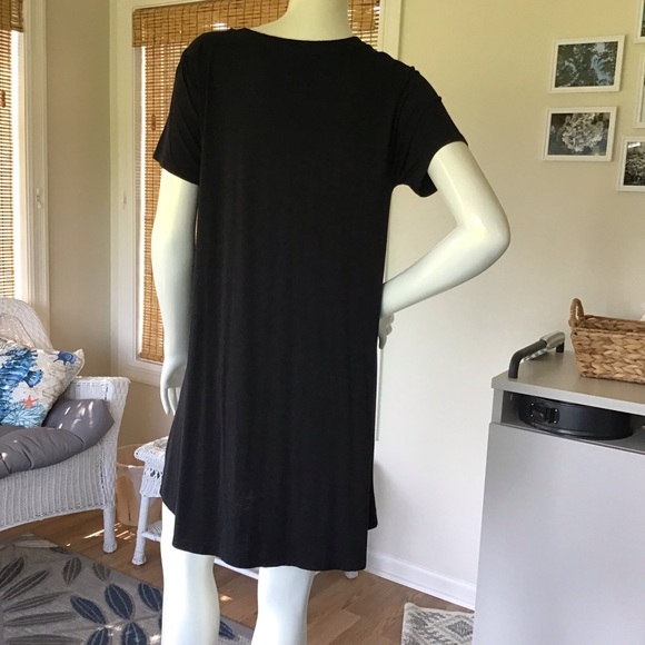 Z Supply Criss Cross knit Dress🌹 - Picture 4 of 9